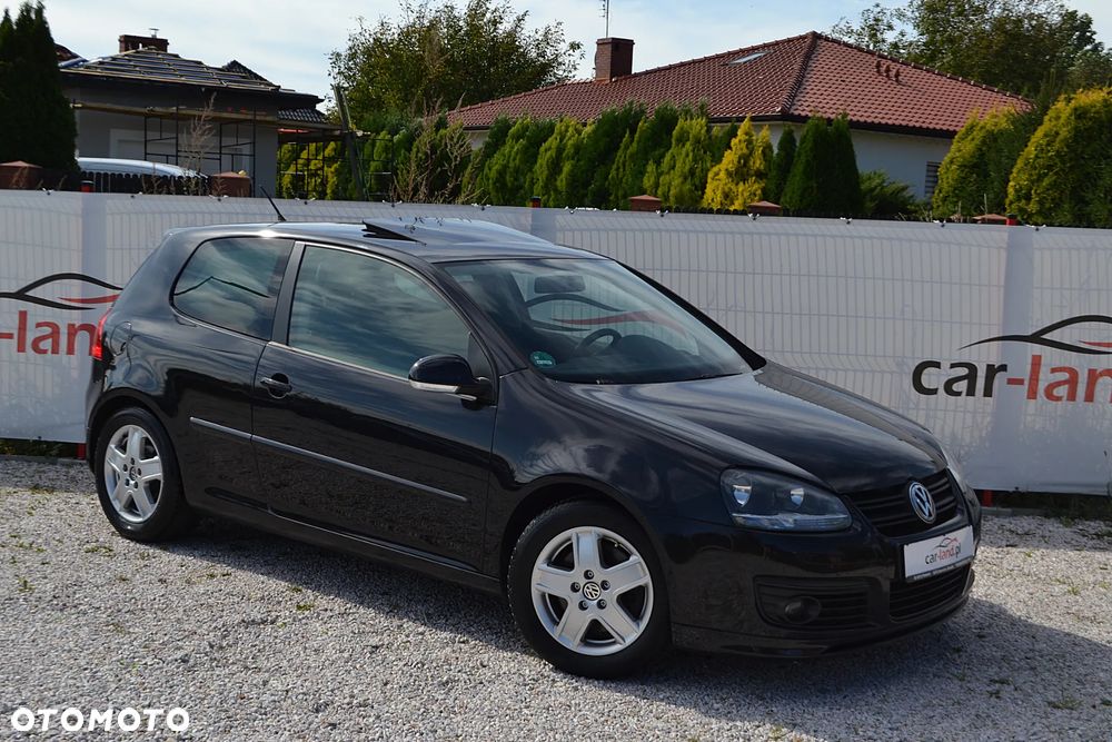 Volkswagen Golf - 5