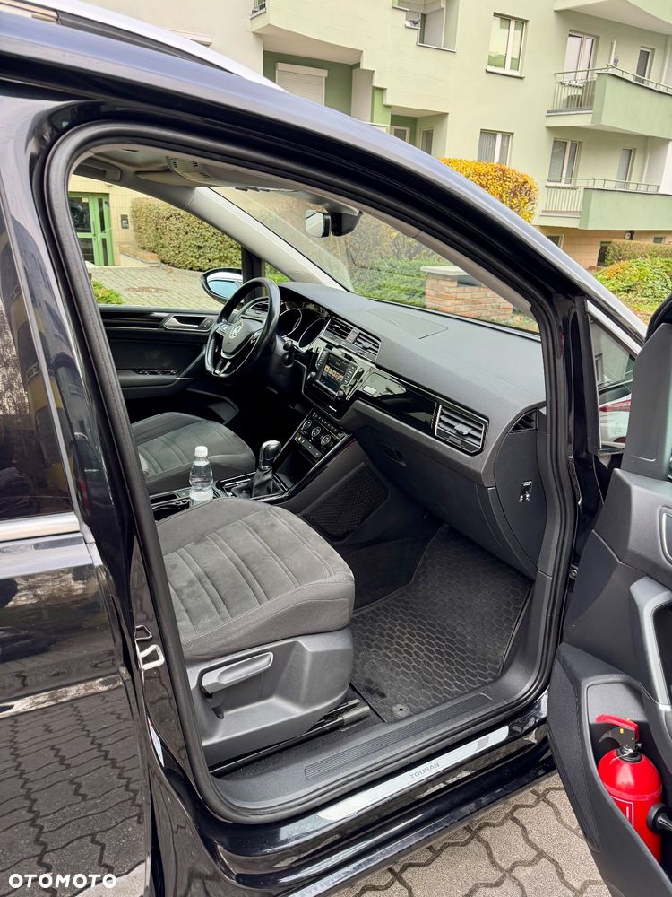 Volkswagen Touran 1.4 TSI BMT Highline DSG - 6