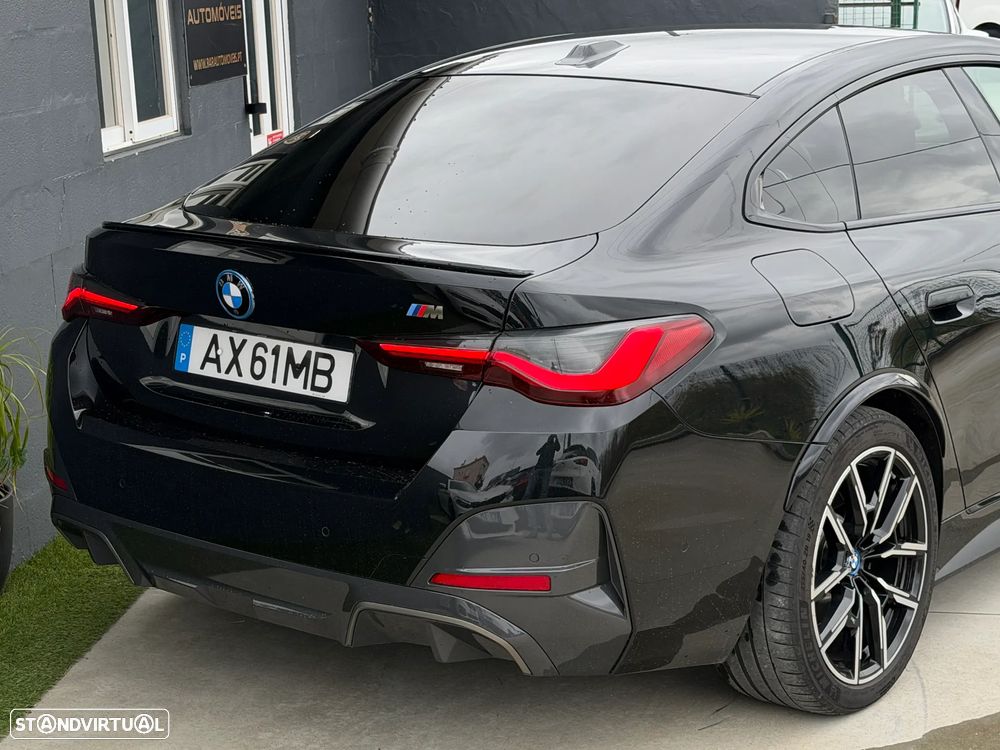 BMW i4 eDrive40 Pack Desportivo M - 8