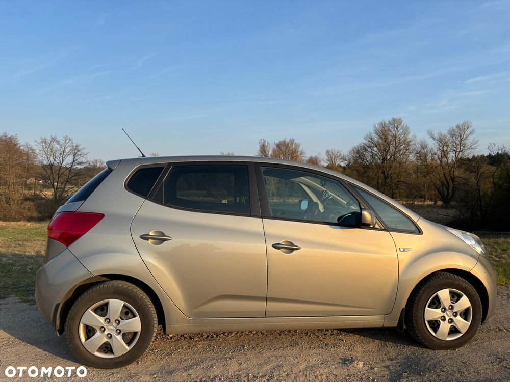 Kia Venga 1.6 CRDi L - 6