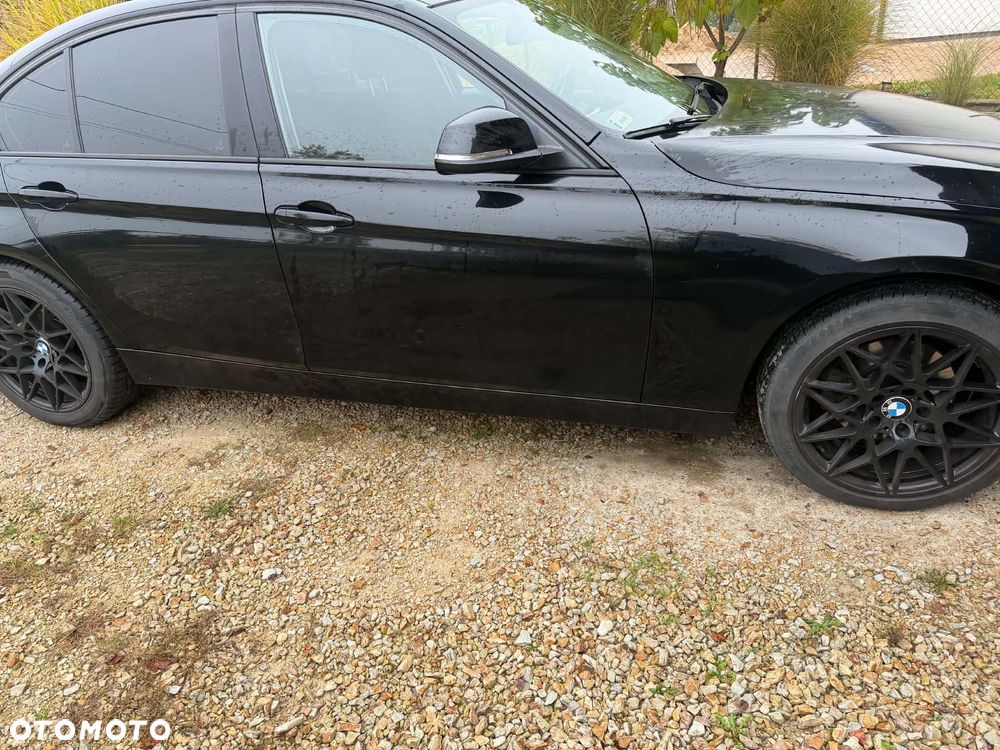 BMW 3 Series 2015 photo 4
