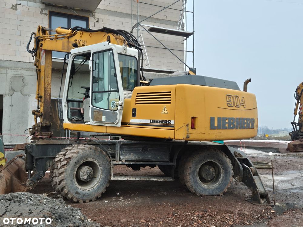 Liebherr 904 - 1