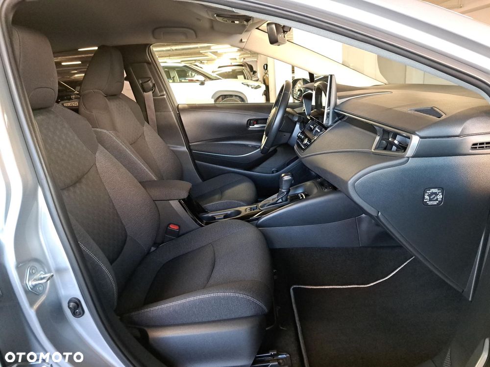 Toyota Corolla 1.8 Hybrid Comfort - 15