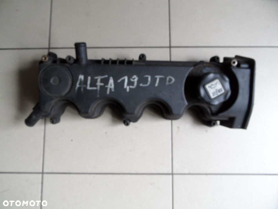 POKRYWA ZAWOROW FIAT ALFA OPEL 1.9 JTD CDTI - 2