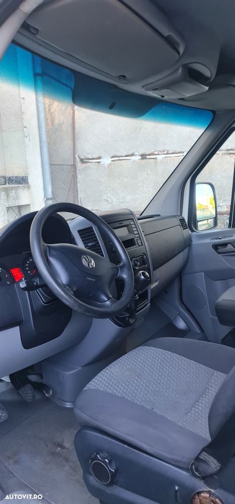 Volkswagen Crafter - 2