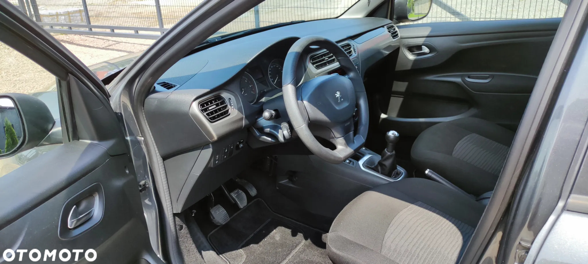 Peugeot 301 - 6