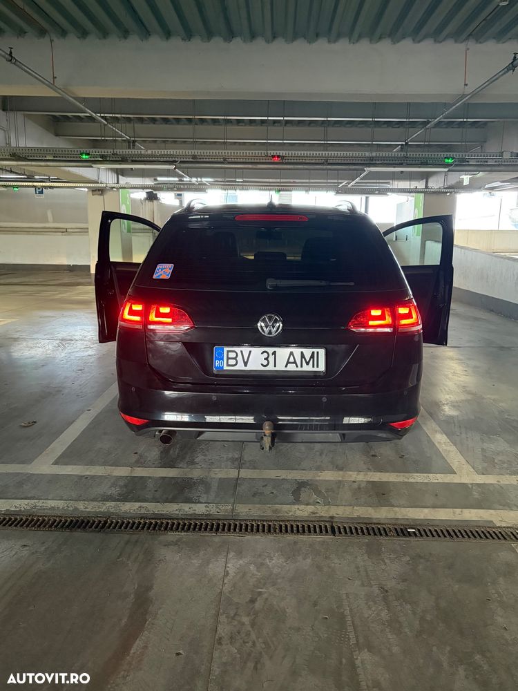 Volkswagen Golf - 3