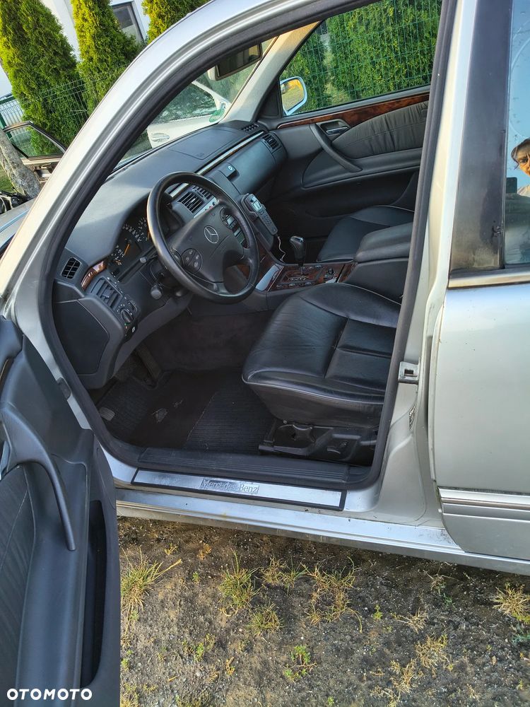 Mercedes-Benz Klasa E 280 4 Matic Elegance - 9