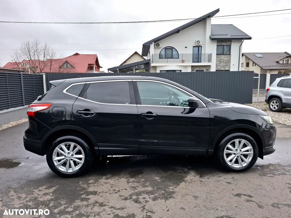 Nissan Qashqai 1.6 DCI Xtronic N-Connecta - 12