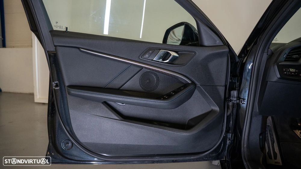 BMW 116 d Pack Desportivo M Auto - 16