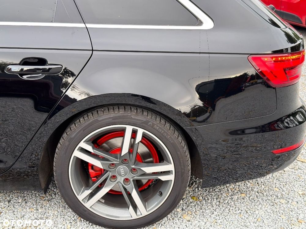 Audi A4 Avant - 32