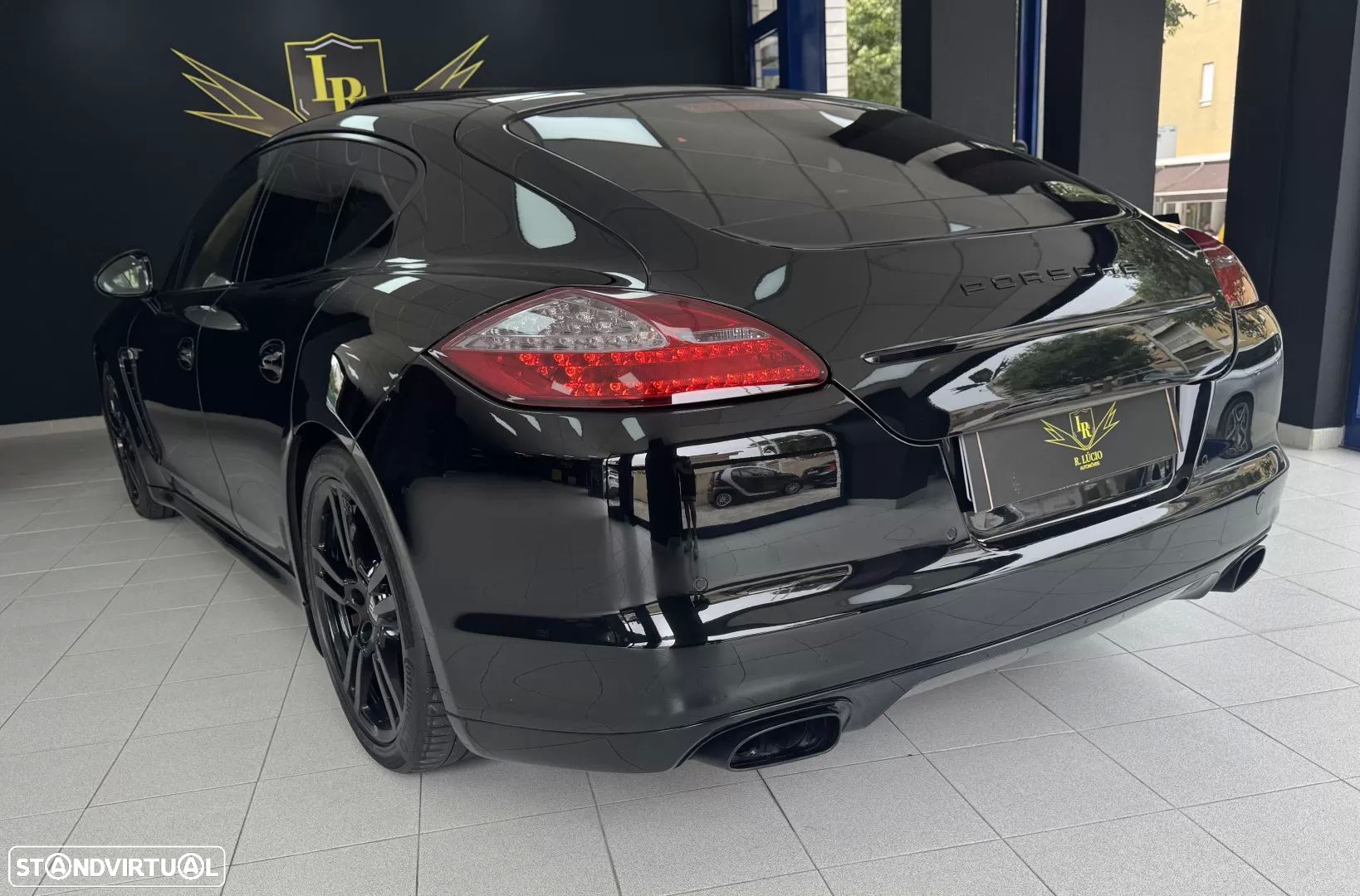 Porsche Panamera Standard - 20