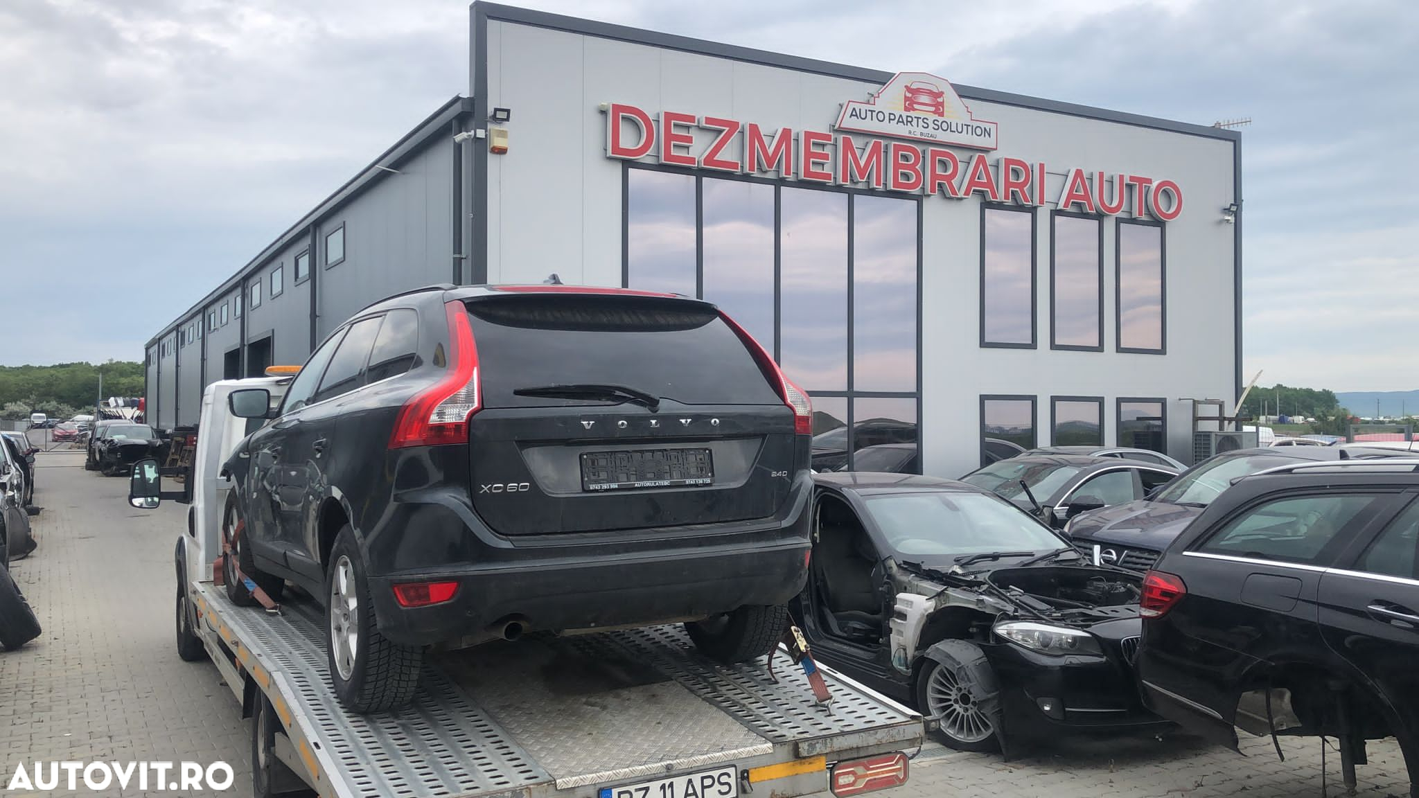 Dezmembram Volvo XC60 2.4 D an fabr 2011 - 2