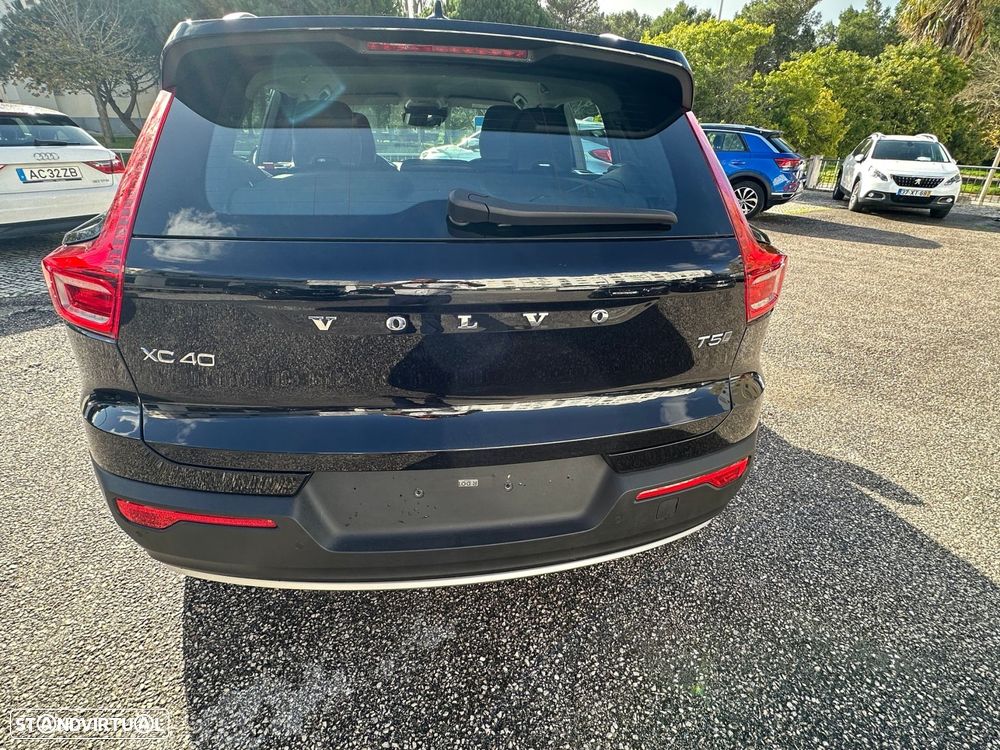 Volvo XC 40 1.5 T5 PHEV Momentum - 4