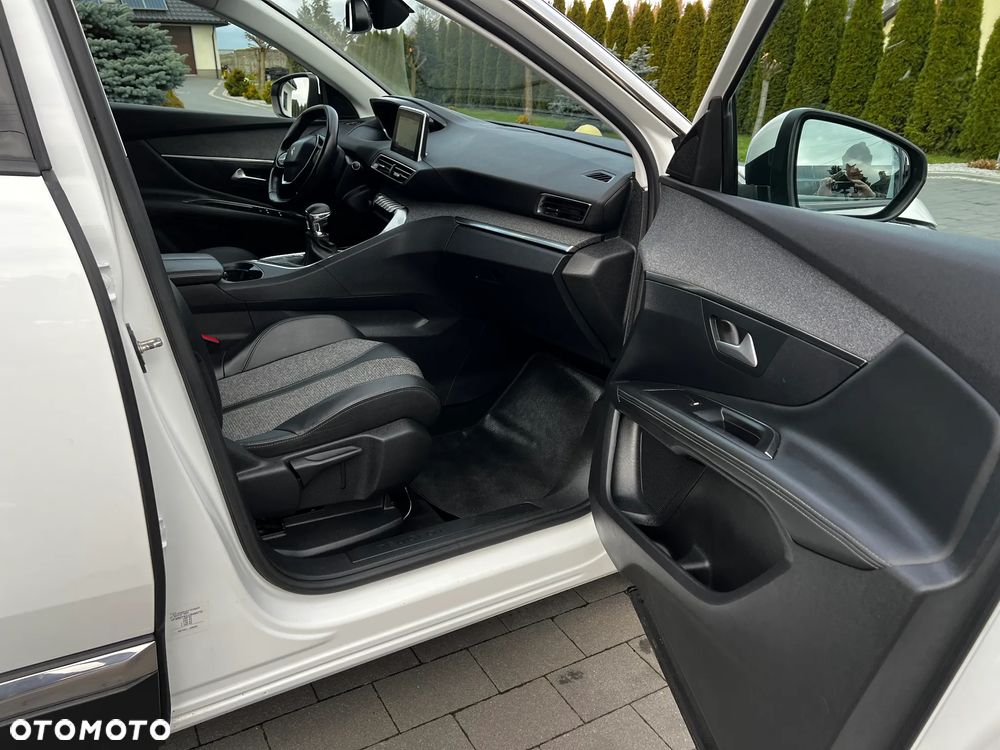 Peugeot 3008 BlueHDi 130 Stop & Start Allure Business-Paket - 34