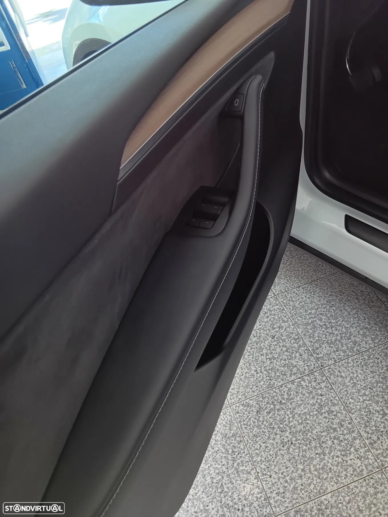 Tesla Model Y Tração Traseira - 9