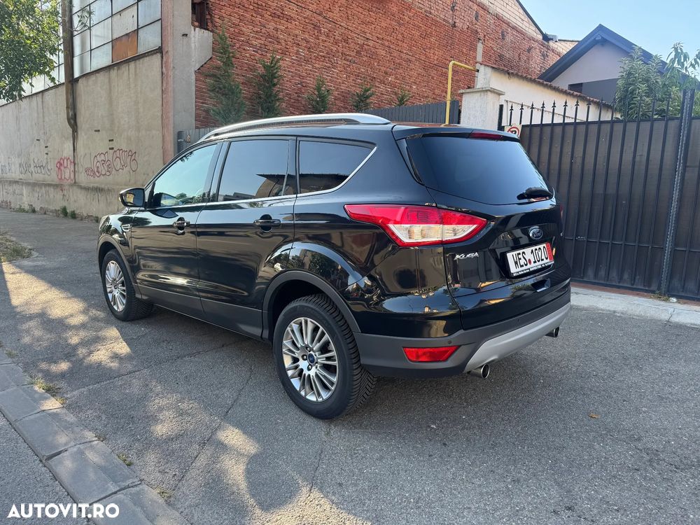 Ford Kuga 1.6 EcoBoost Start Stop 2WD Titanium - 3