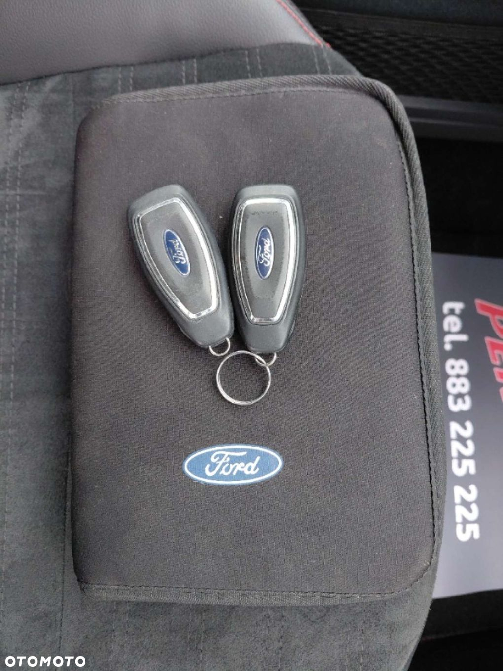 Ford Kuga - 27