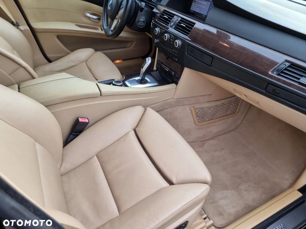 BMW Seria 5 530d - 8
