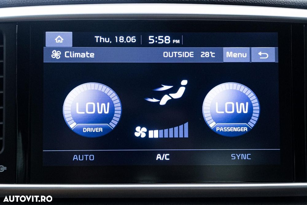 Kia Sportage 1.6 CRDI AWD Eco-Dynamics+ (48V M-H) DCT PLATINUM - 24
