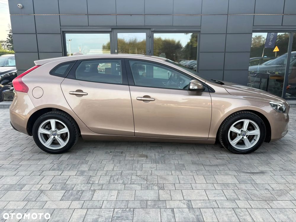 Volvo V40 D2 - 5
