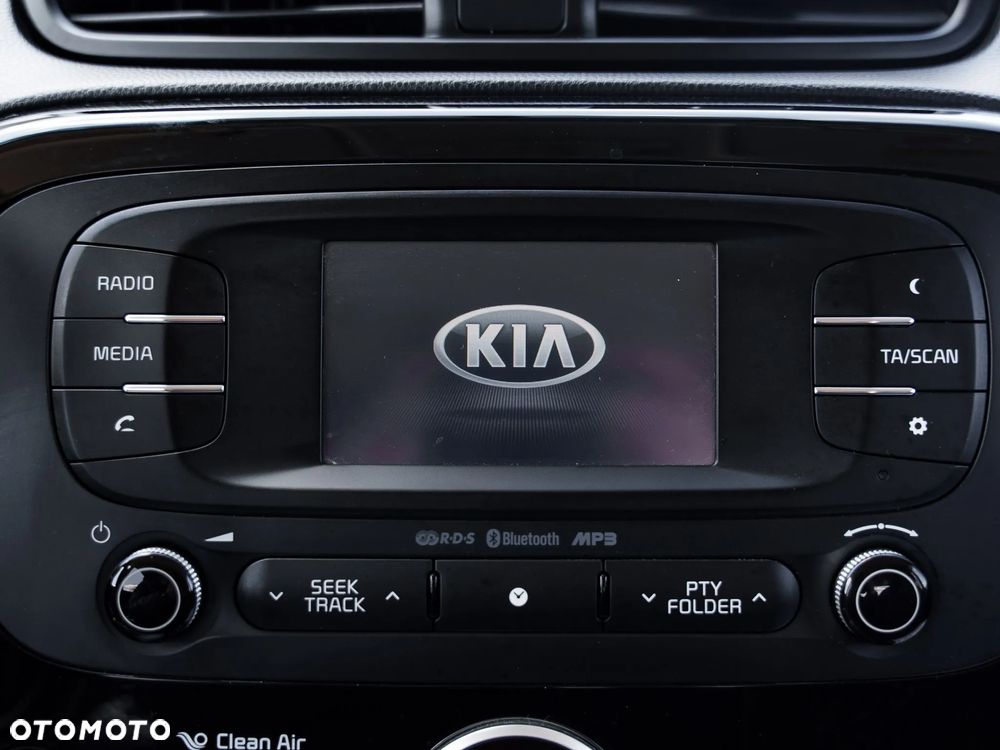 Kia Soul 1.6 CRDI Dream Team Edition - 25