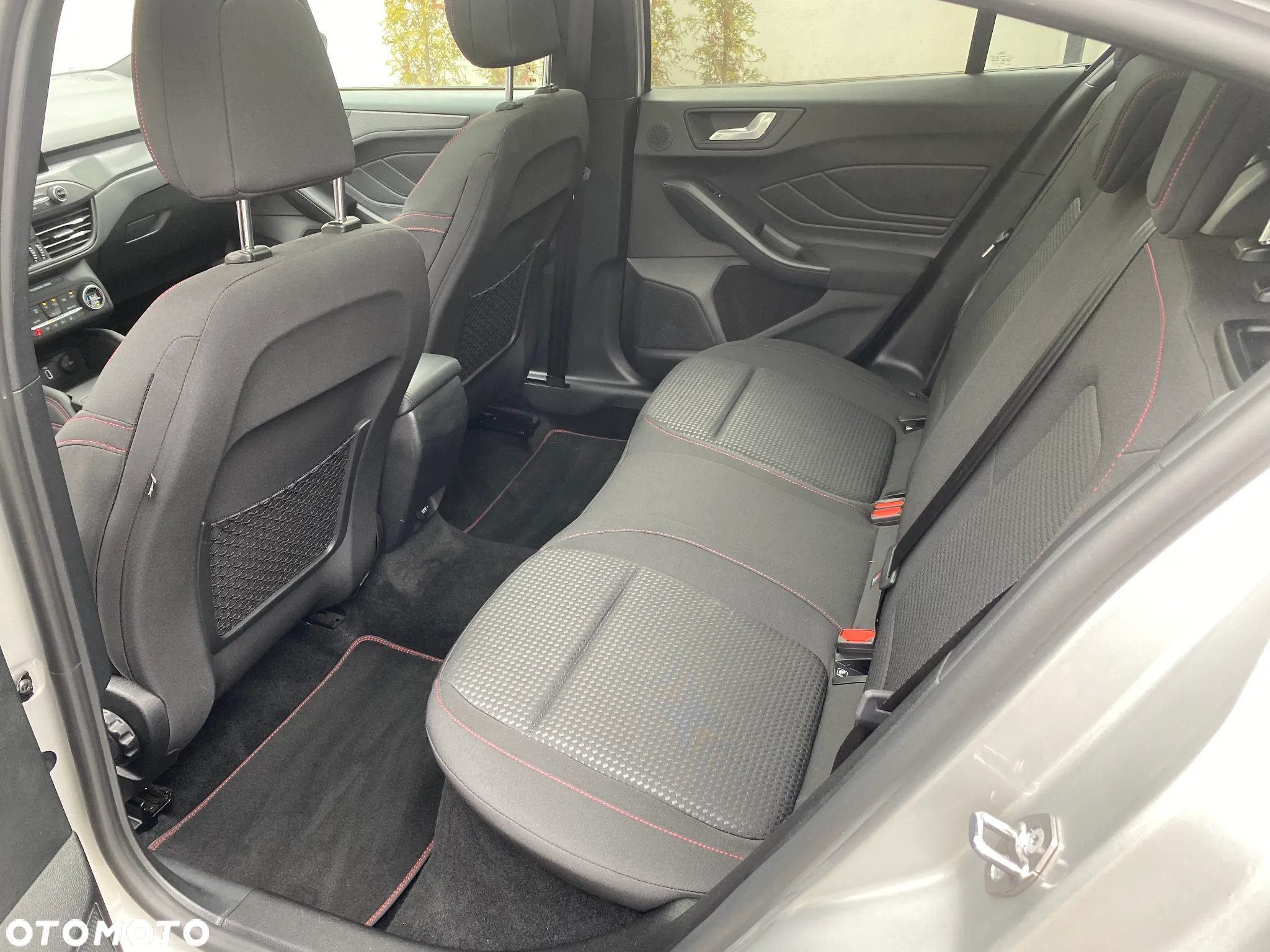 Ford Focus 1.5 EcoBoost Start-Stopp-System ST-LINE - 19