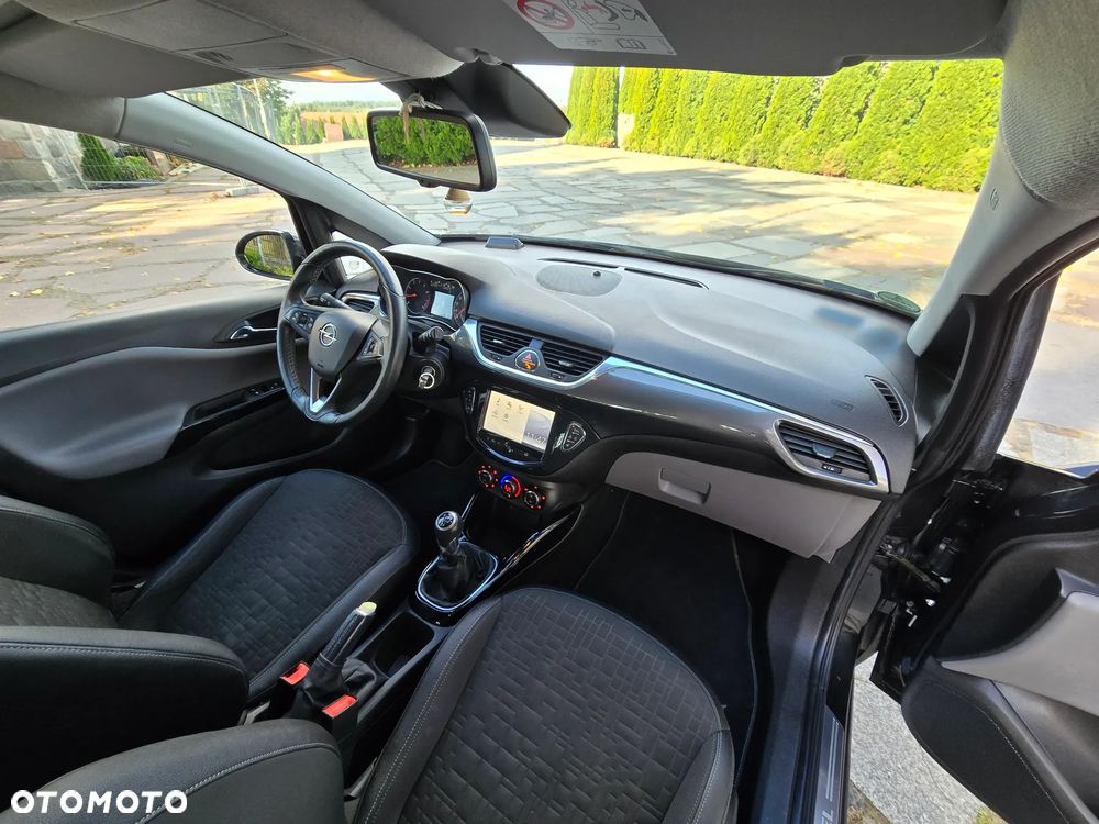 Opel Corsa 1.4 16V Cosmo - 26