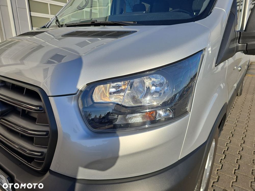 Ford Transit - 4