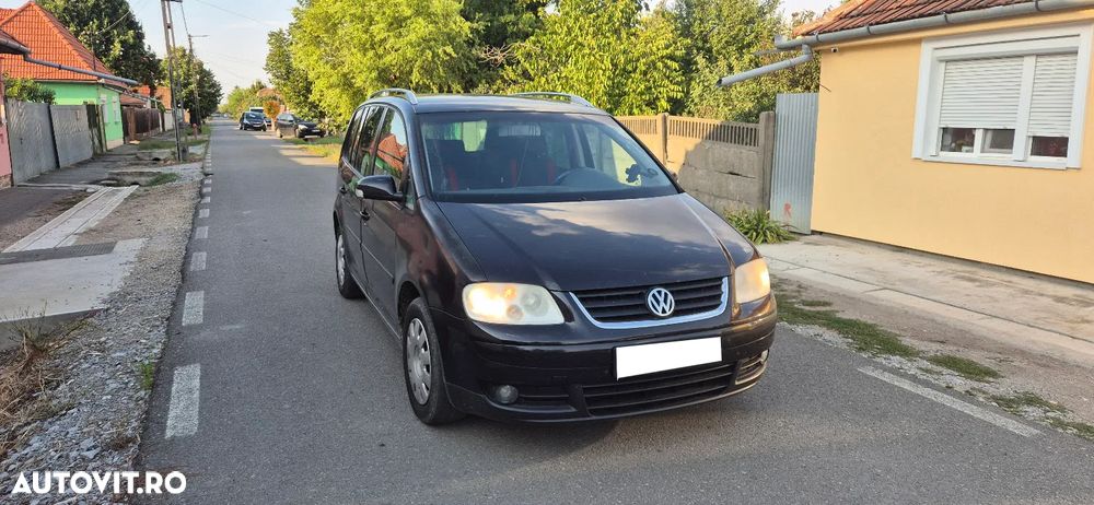 Volkswagen Touran - 2
