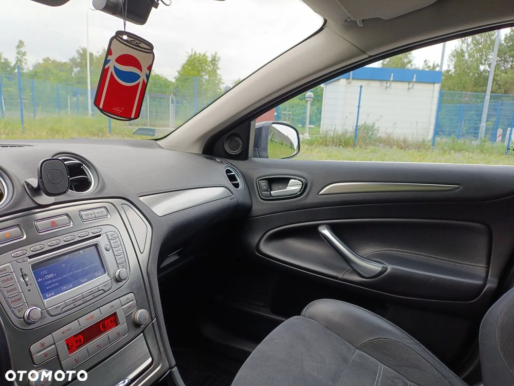 Ford Mondeo 2.0 TDCi Titanium - 13