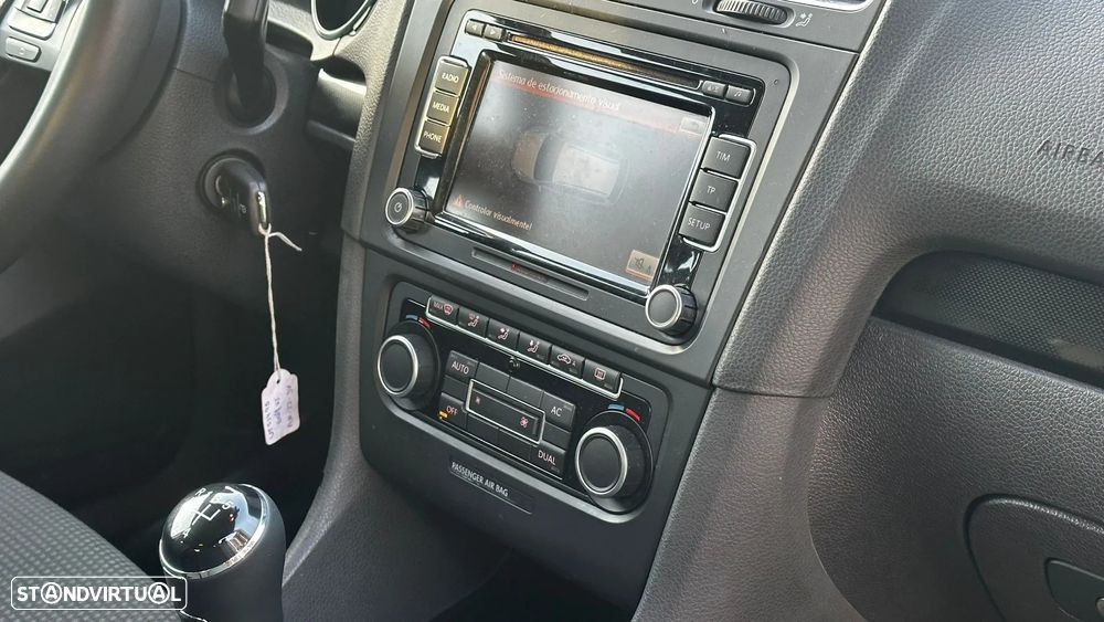 VW Golf 1.6 TDi DPF Comfortline - 11