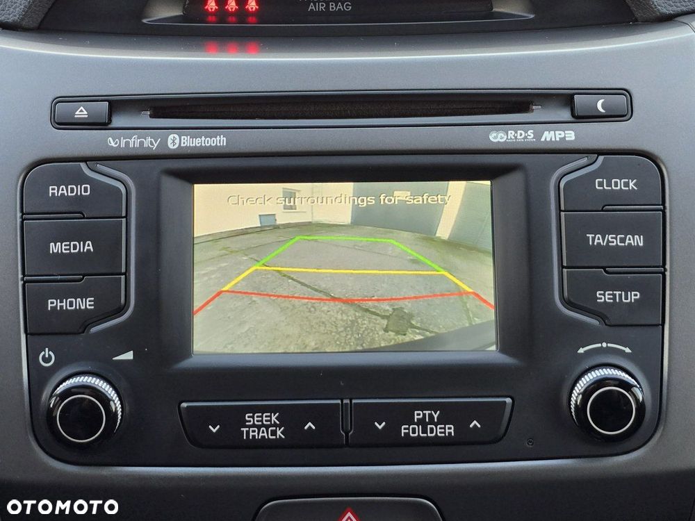 Kia Sportage 1.7 CRDI Business Line M 2WD - 28