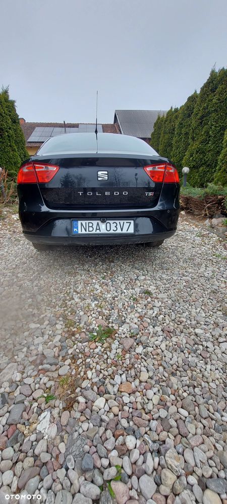 Seat Toledo 1.4 TSI Reference DSG - 6