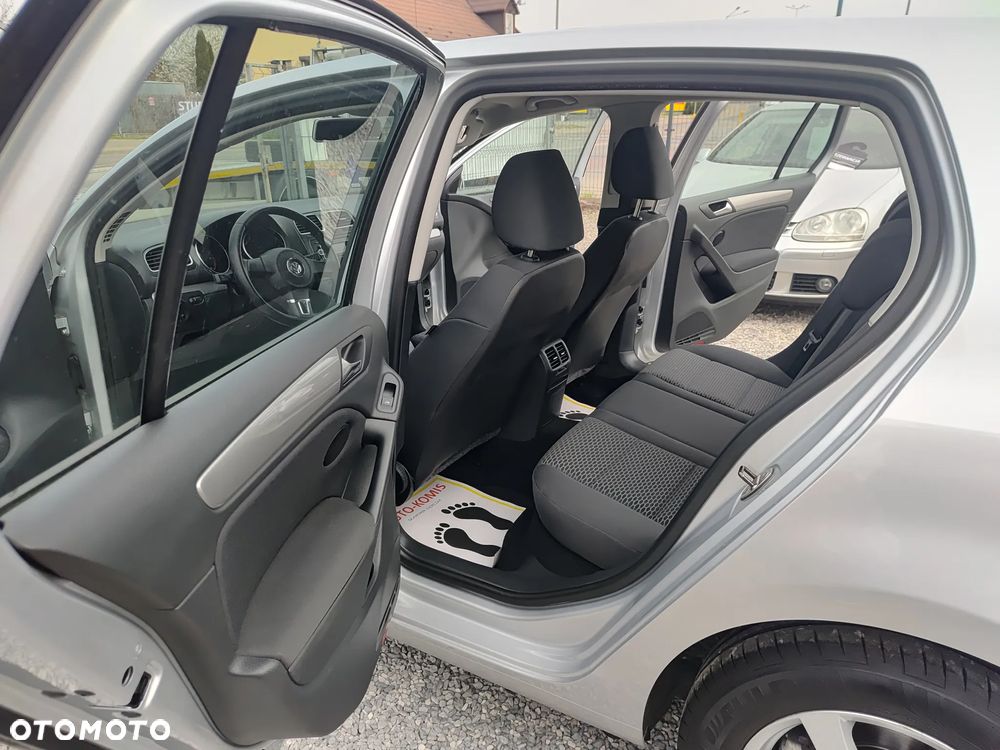 Volkswagen Golf 2.0 TDI DPF Comfortline - 16