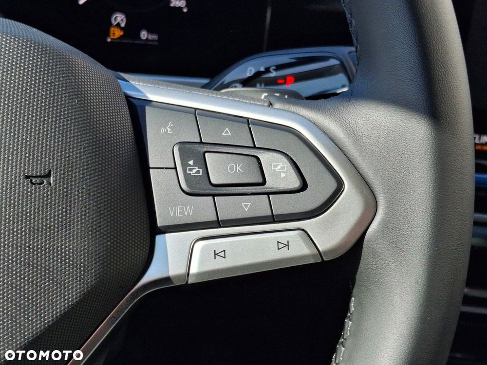 Volkswagen Passat - 27