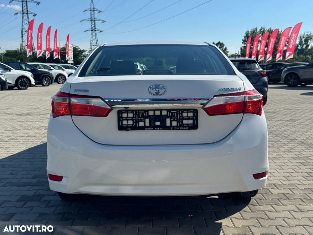Toyota Corolla 1.6 Valvematic Life Plus - 6