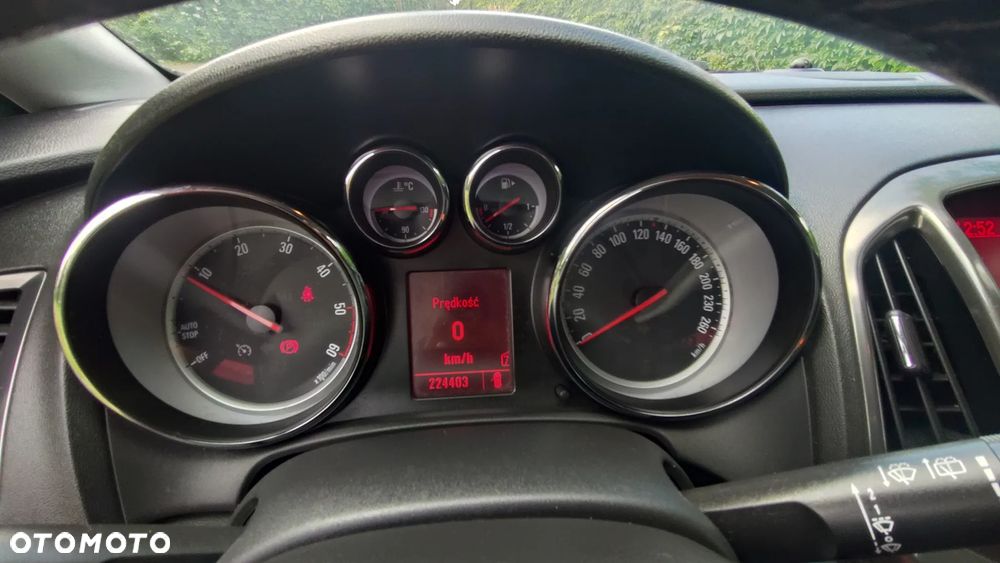 Opel Astra 2.0 CDTI Cosmo - 11