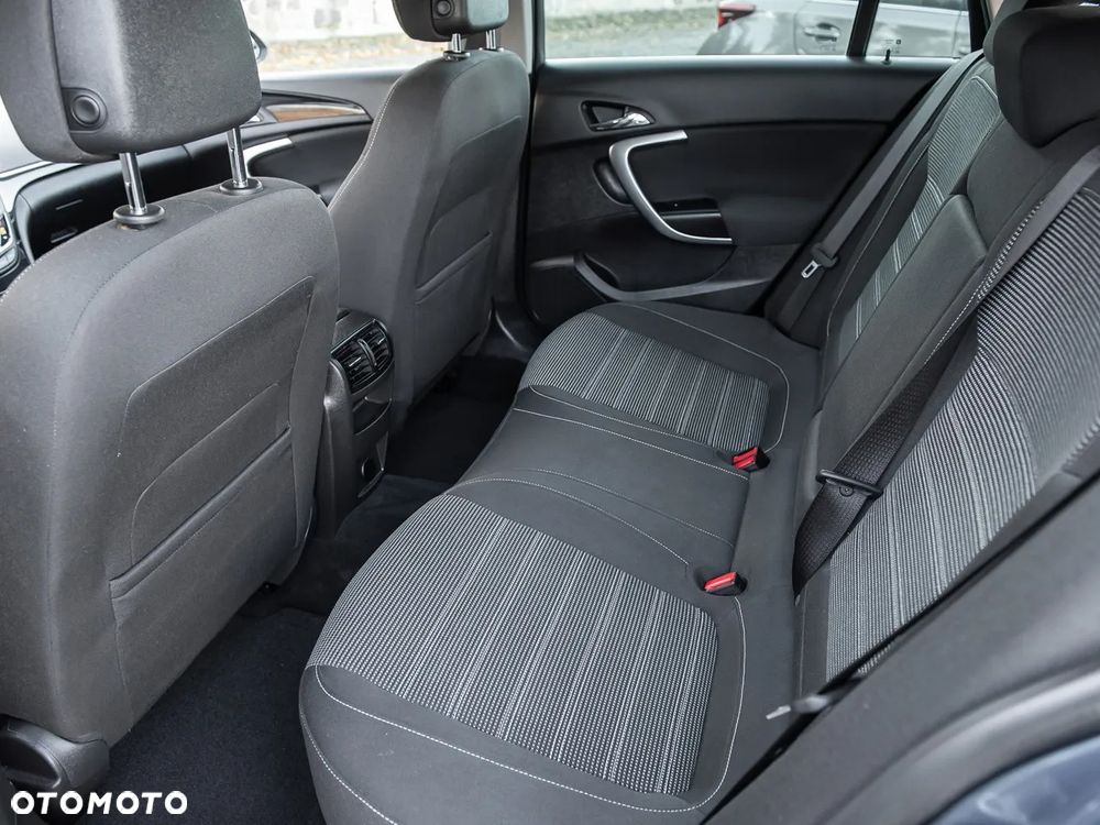 Opel Insignia - 27