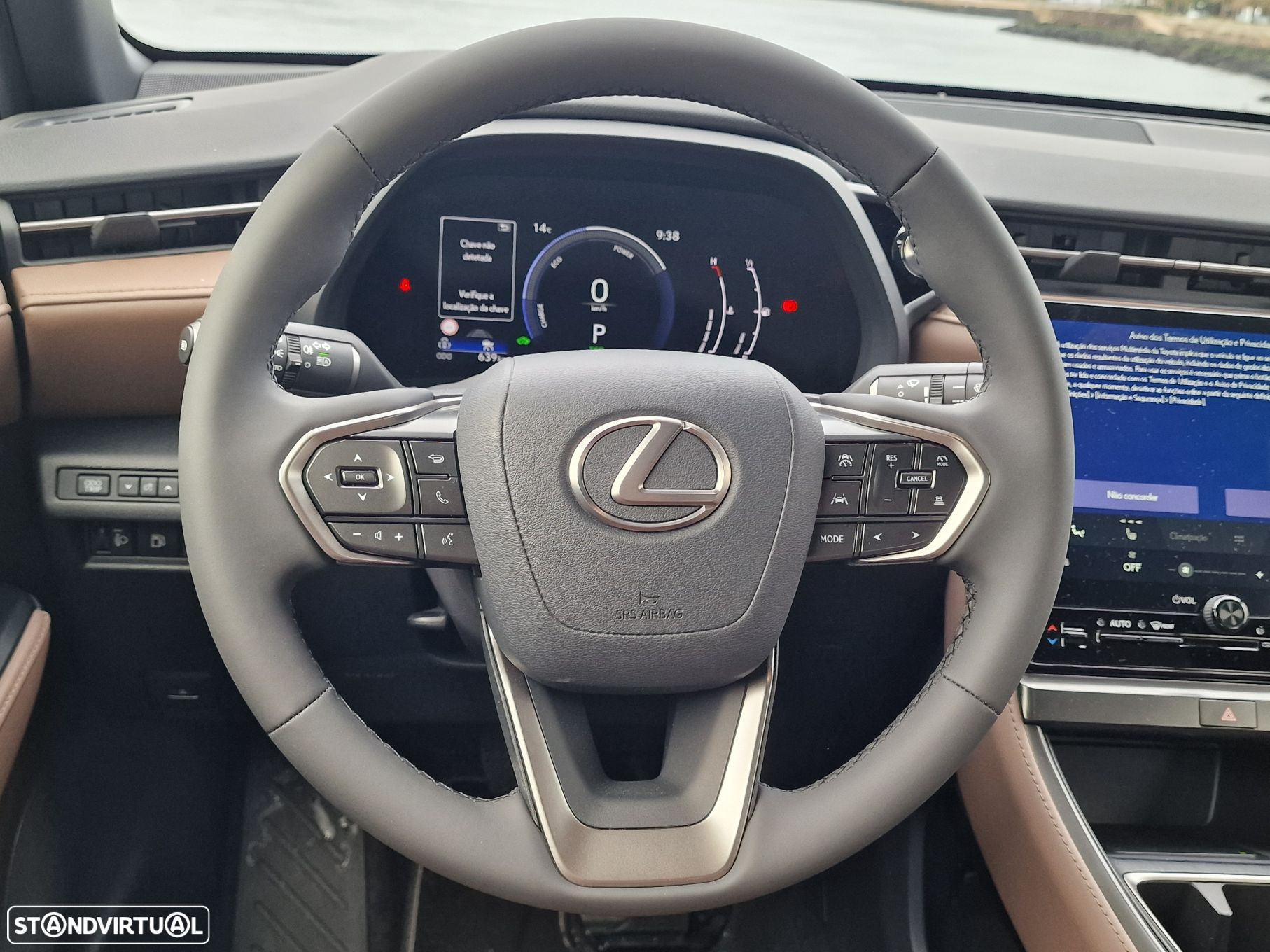 Lexus LBX - 15