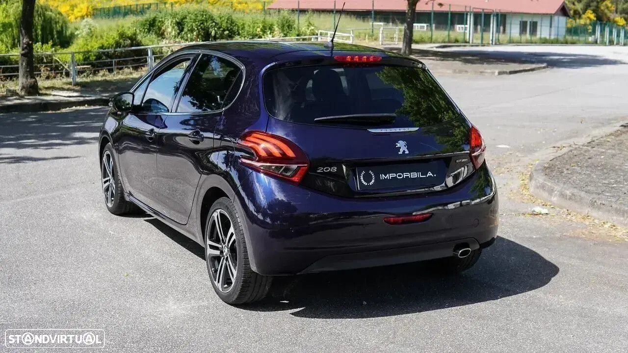 Peugeot 208 1.2 PureTech GT Line - 35