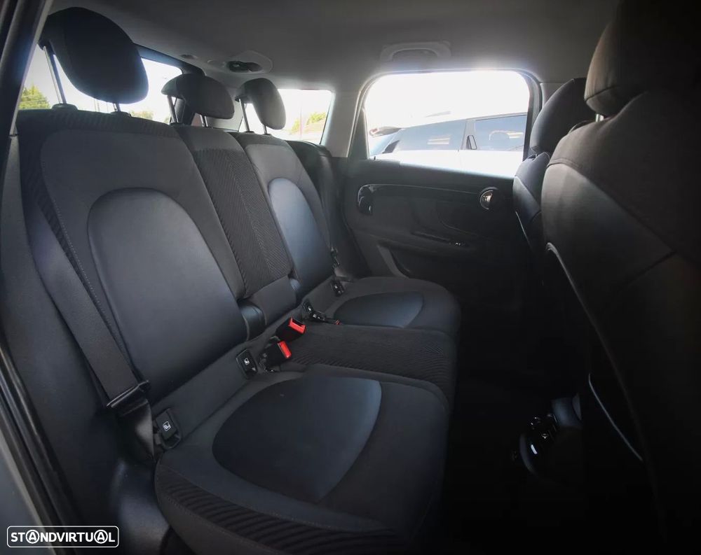 MINI Countryman Cooper SE ALL4 Auto - 26