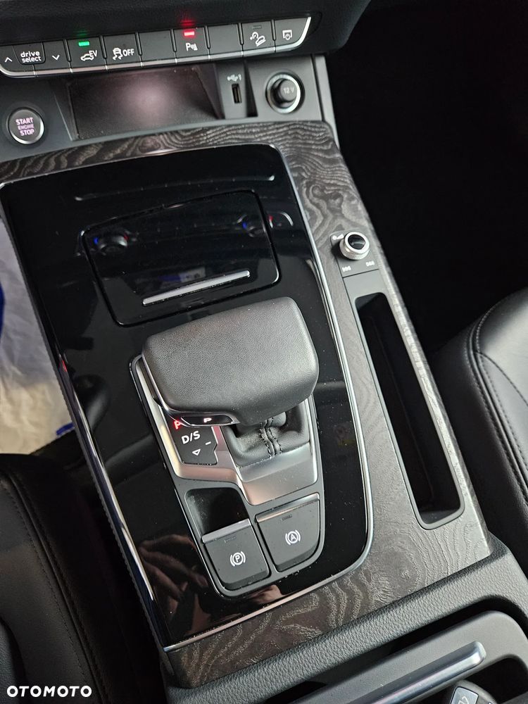 Audi Q5 50 TFSI e Quattro Advanced S tronic - 27