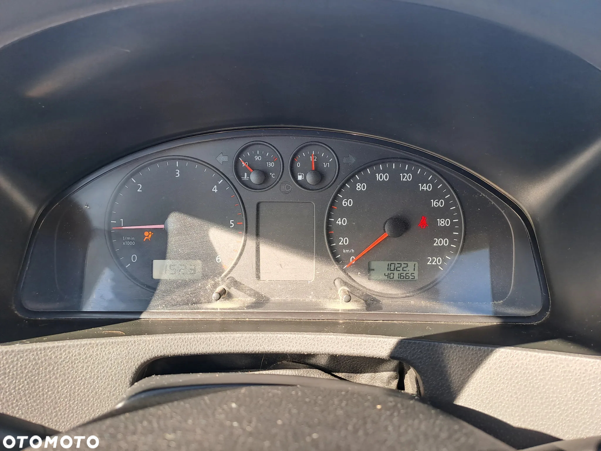 Volkswagen Transporter - 12