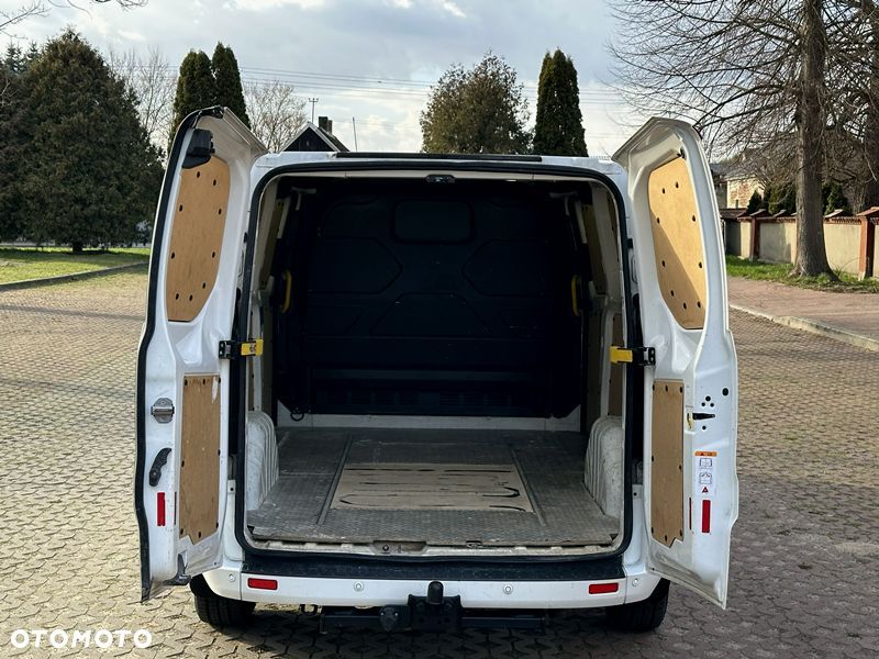Ford Transit Custom - 11