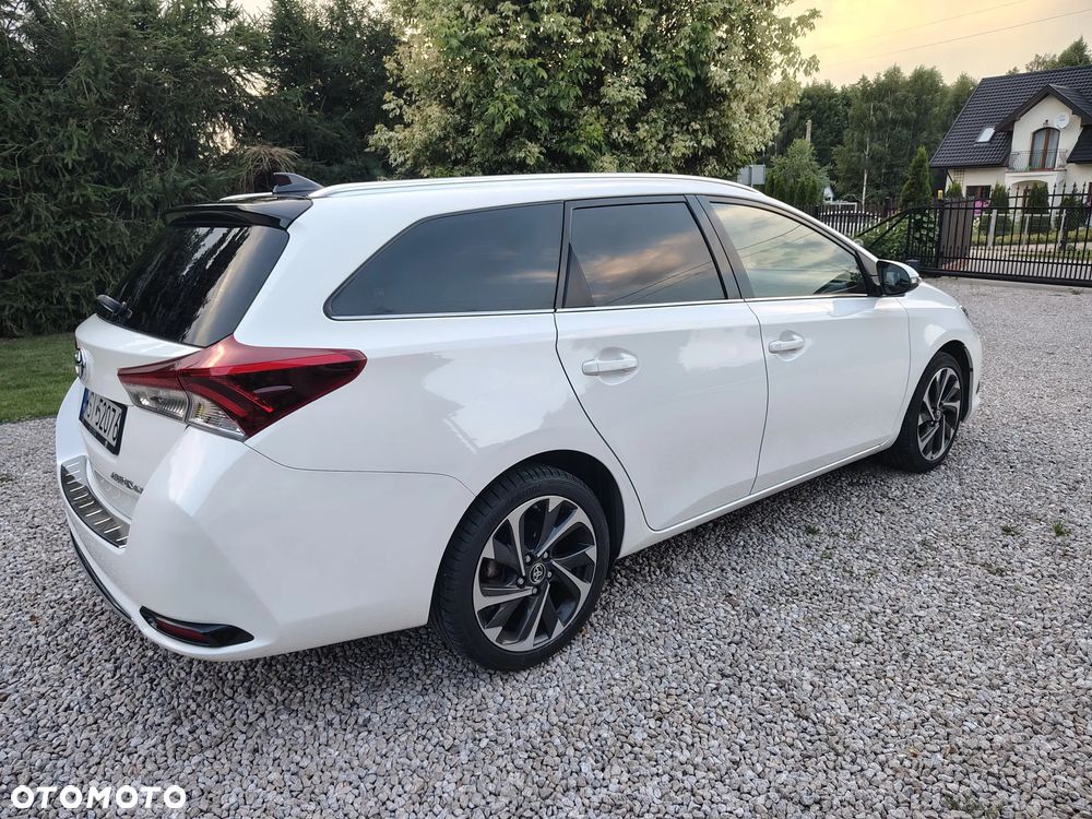 Toyota Auris - 17