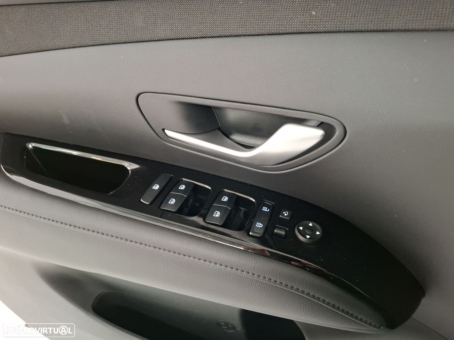 Hyundai Tucson 1.6 T-GDi Vanguard - 24