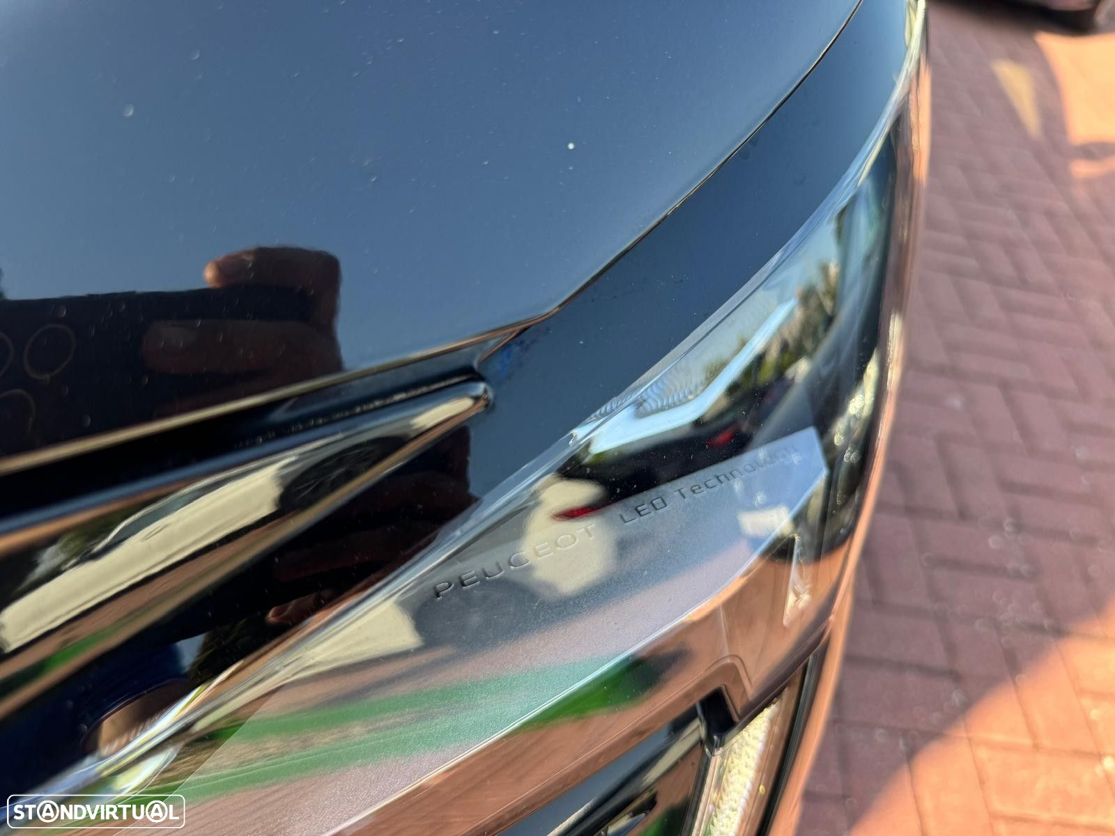 Peugeot 3008 1.6 Hybrid Active Pack e-EAT8 - 8