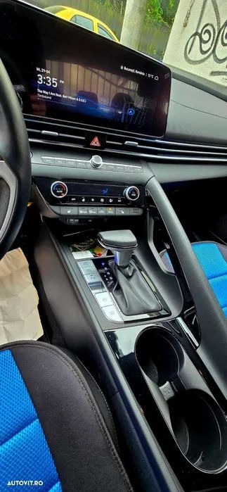 Hyundai Elantra 1.6 l 123 CP CVT Highway - 3