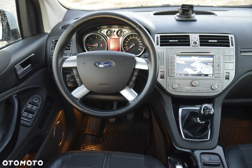 Ford Kuga 2.0 TDCi FWD Titanium Plus - 19